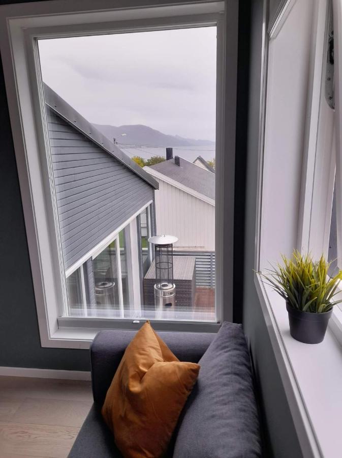 Great Rooms In A Large Modern Villa Tromsø Kültér fotó